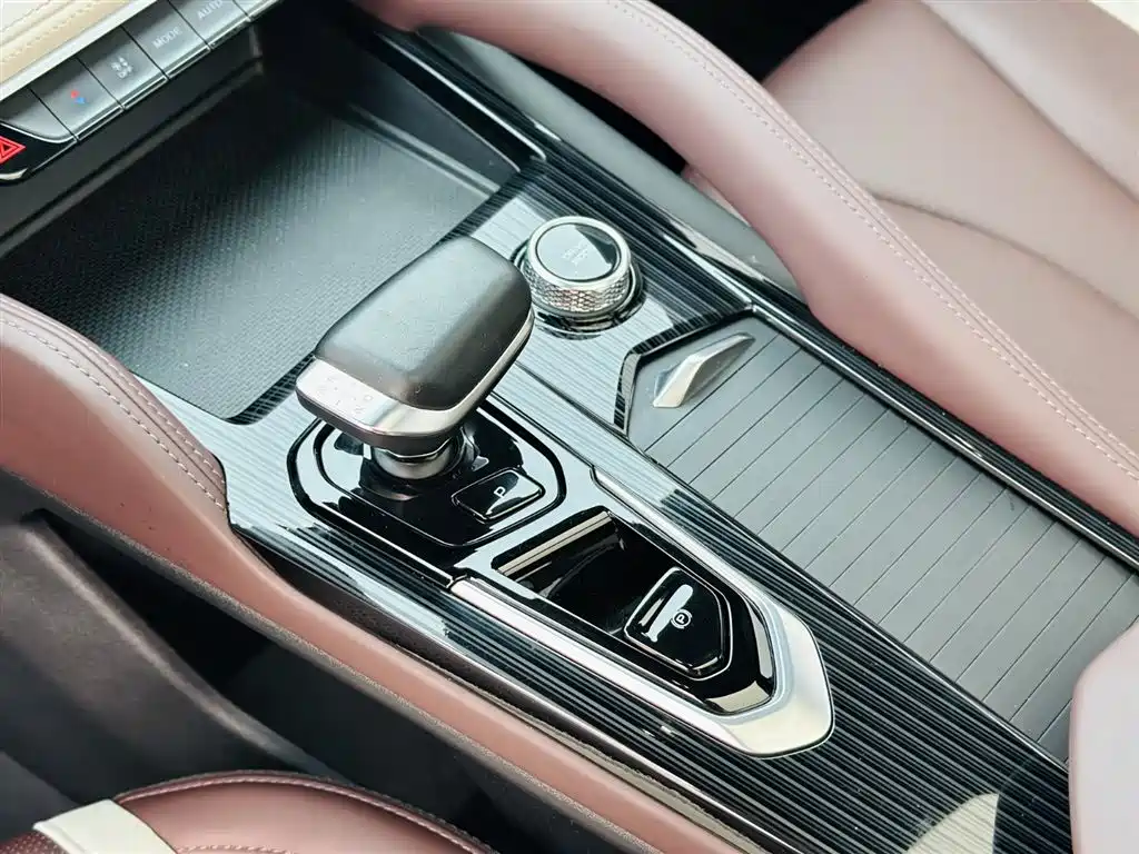 GEELY AUTOMOBILE XINGYUE L