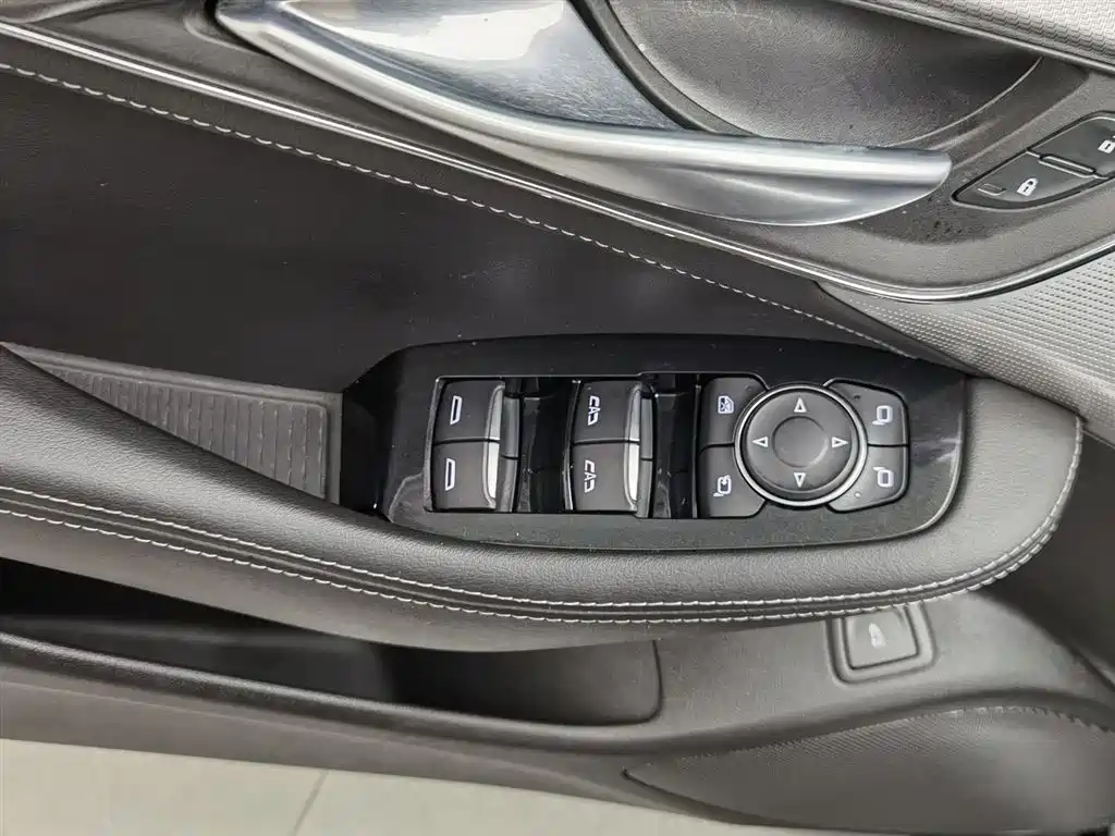 Cadillac CT5 2022 28T Luxury (Standard) фото 9