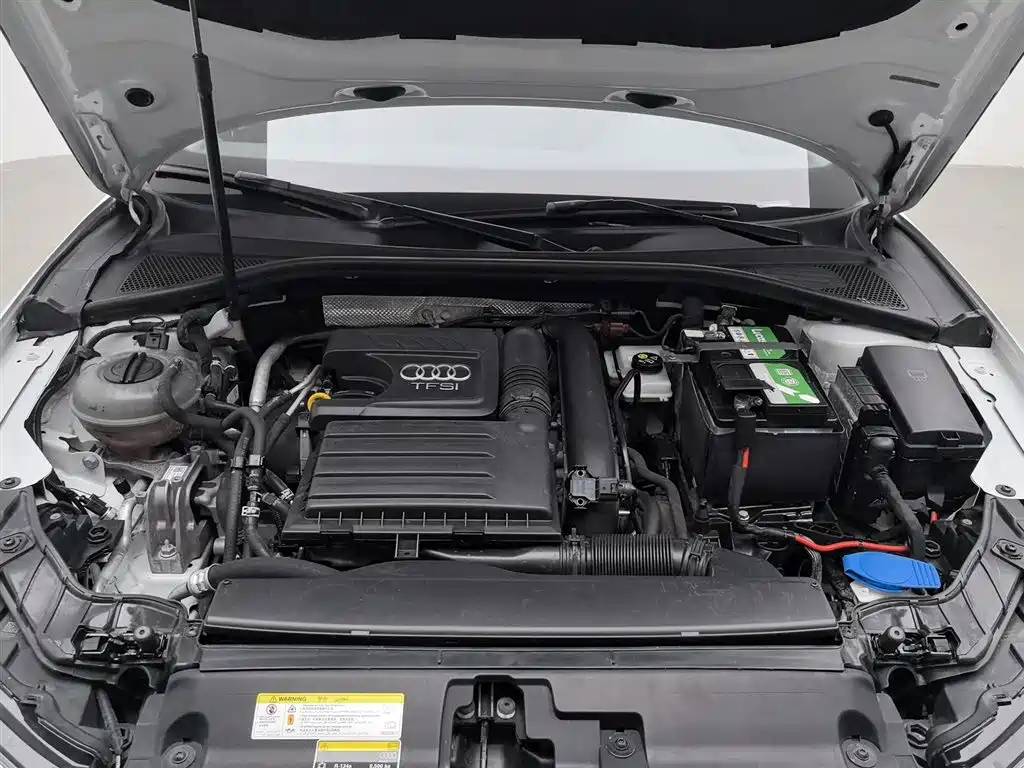 Audi A3 2019 Limousine 35 TFSI Progressive China V фото 6
