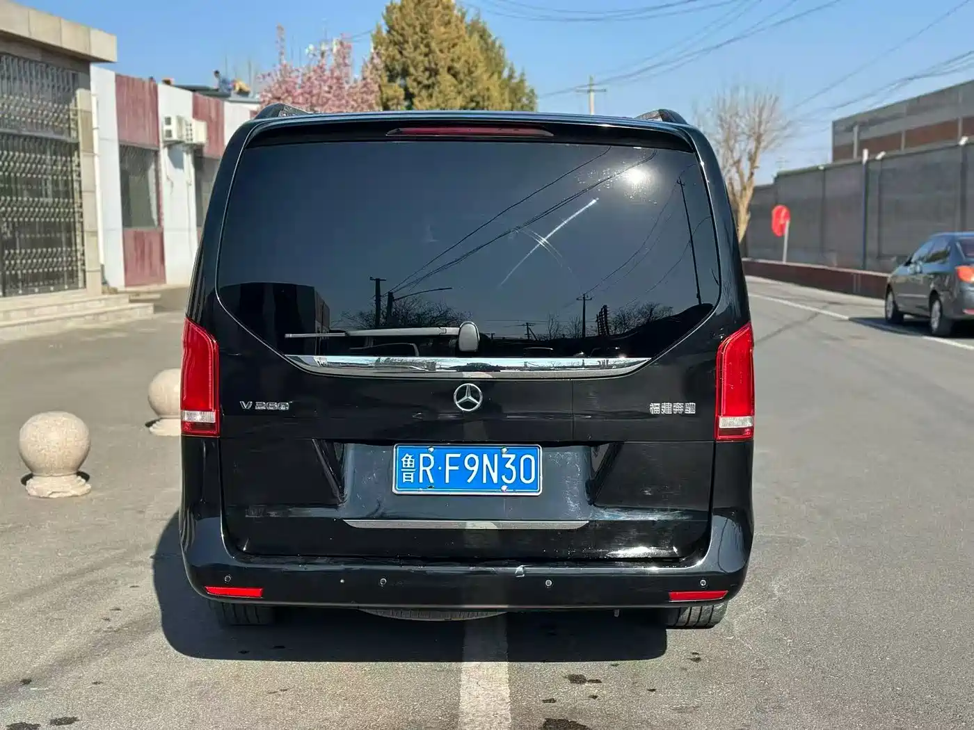 Mercedes-Benz V-Class 2018 V 260 Navigator Edition China VI фото 4