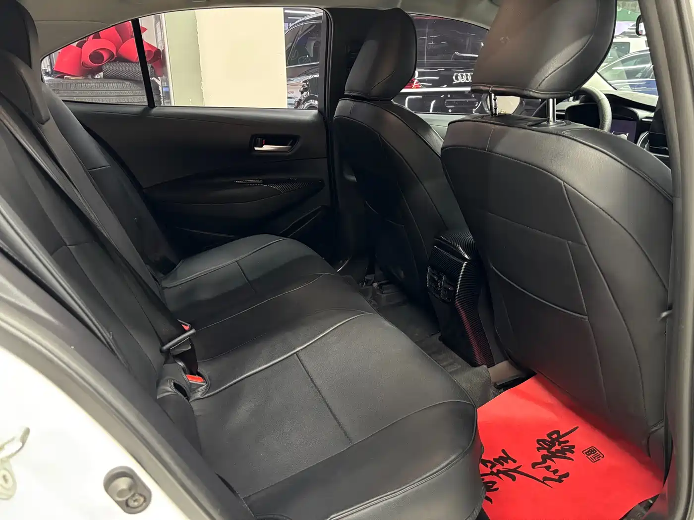 Toyota Corolla 2023 1.8L Smart Hybrid Dual Engine Pioneer Edition фото 9
