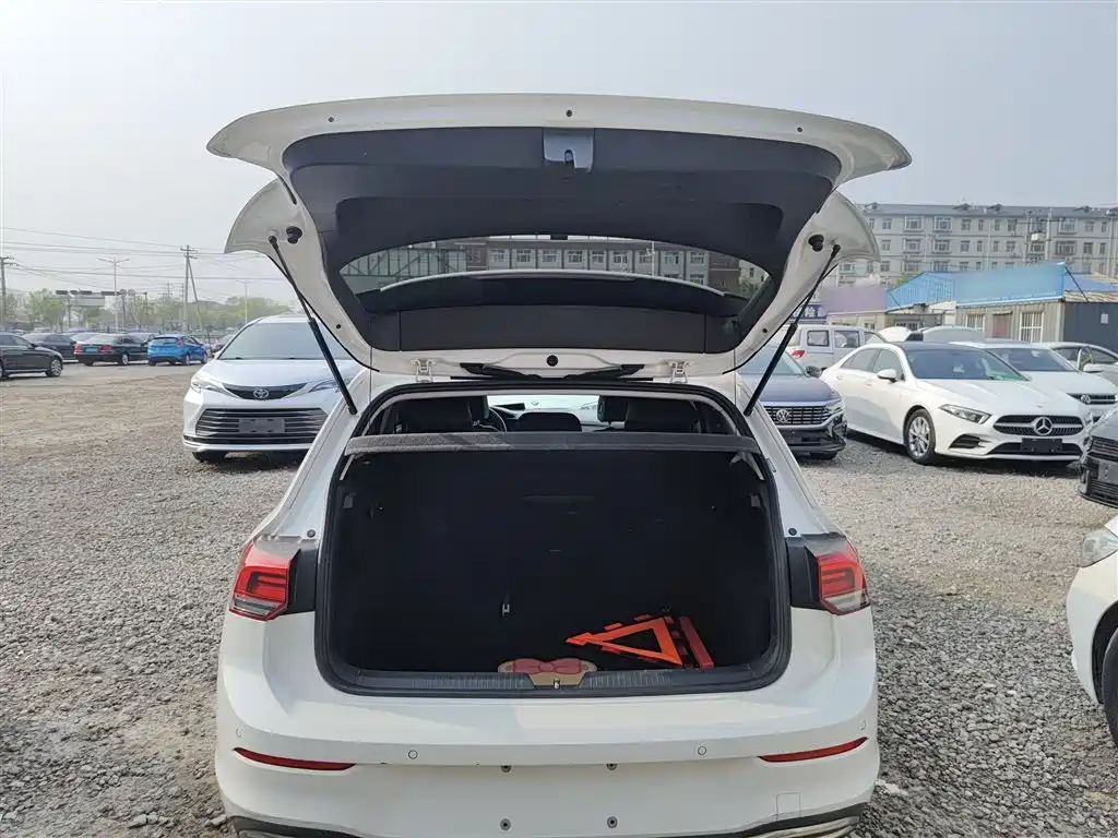 Volkswagen Golf 2021 200TSI DSG Pro фото 18