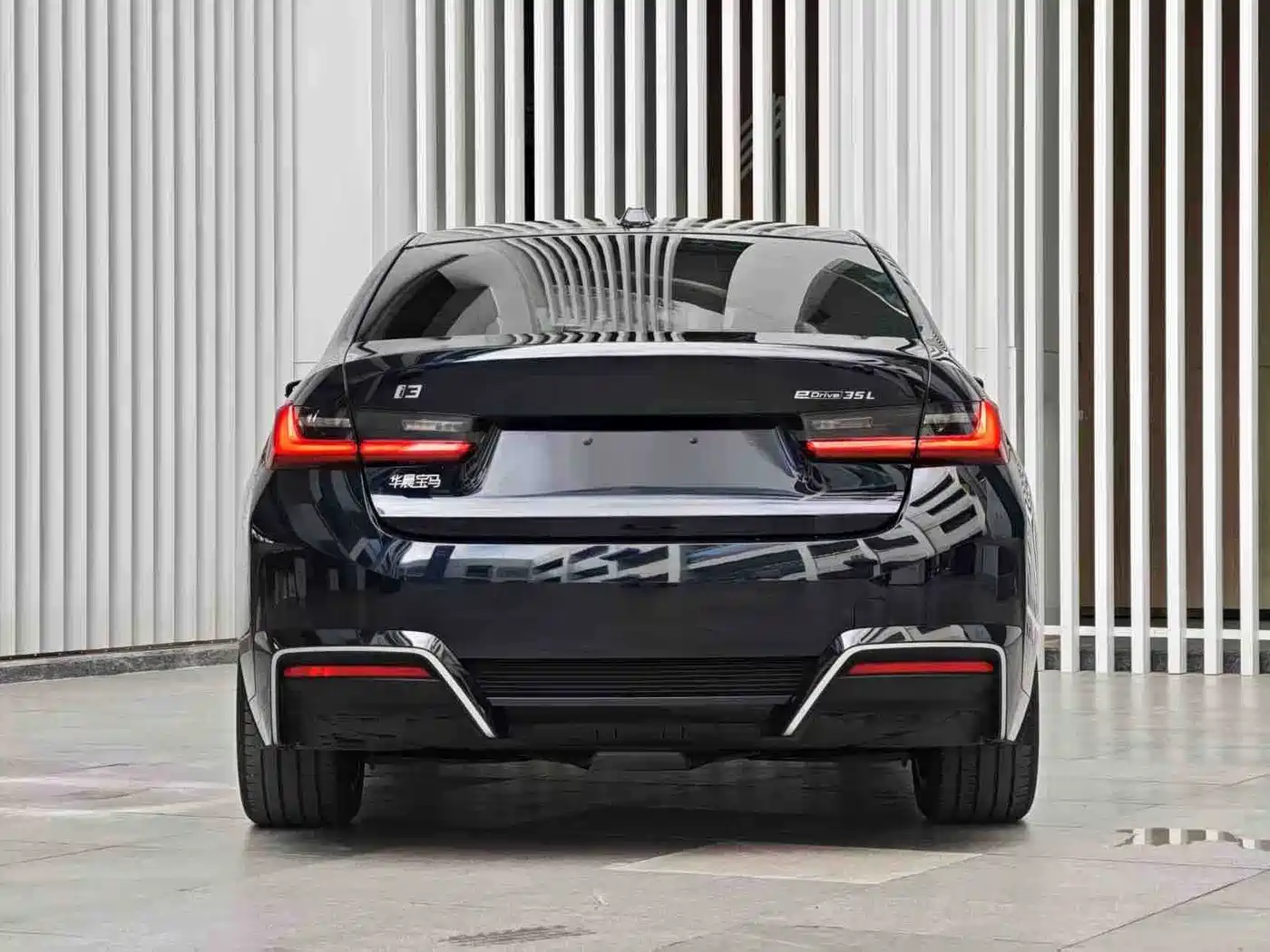 BMW i3 2026 eDrive 35 L фото 17
