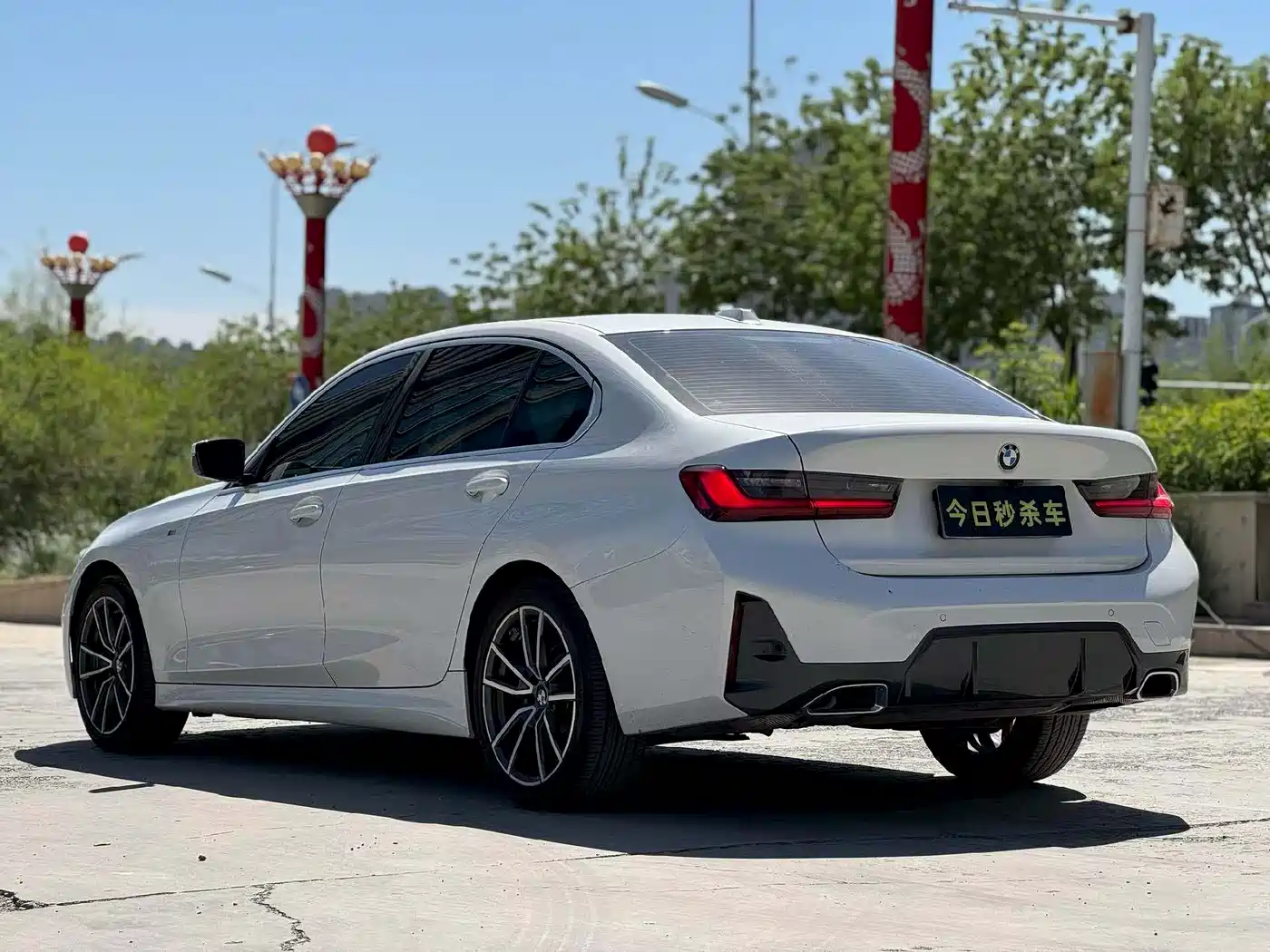 BMW 3 Series 2024 320i M Sport Package фото 7