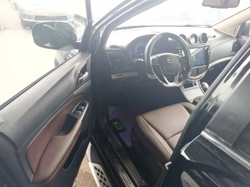 BYD S7 2015 2.0T Upgrade Automatic Premium фото 16