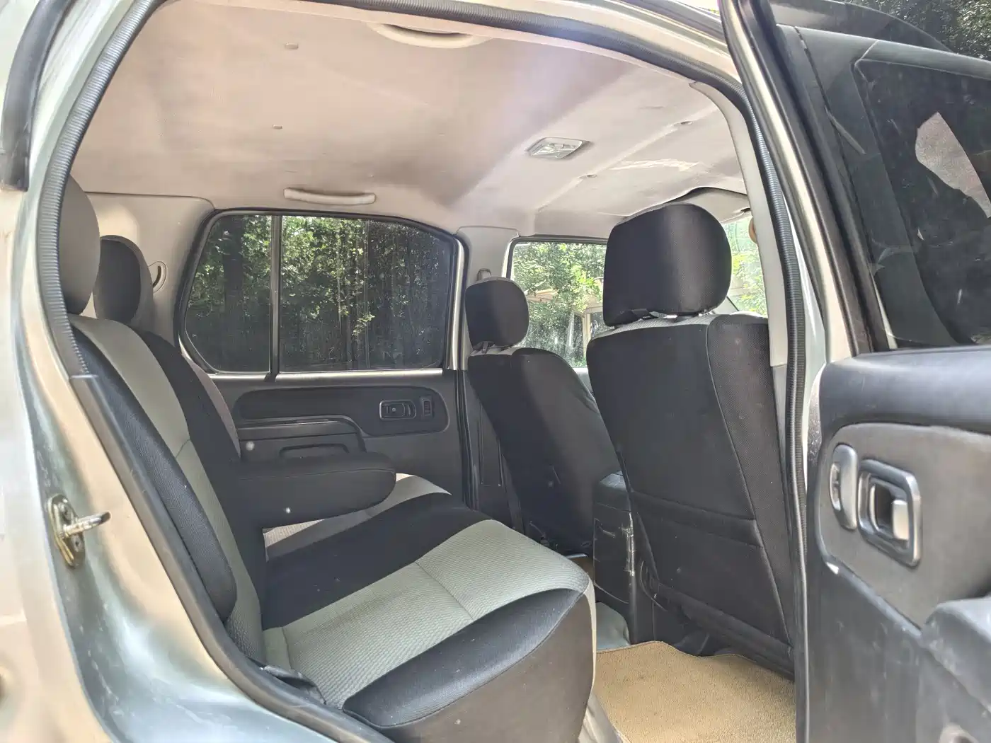 Dongfeng Odin 2010 2007 2.4L Manual 2WD Luxury Edition
