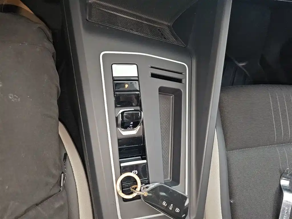 Volkswagen Golf 2023 Facelift 280TSI DSG Pro фото 14
