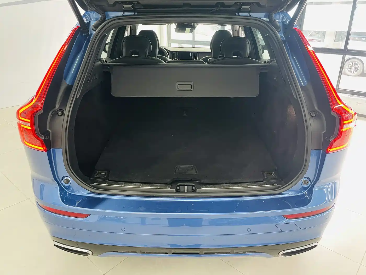 VOLVO XC60 PLUG IN HYBRID