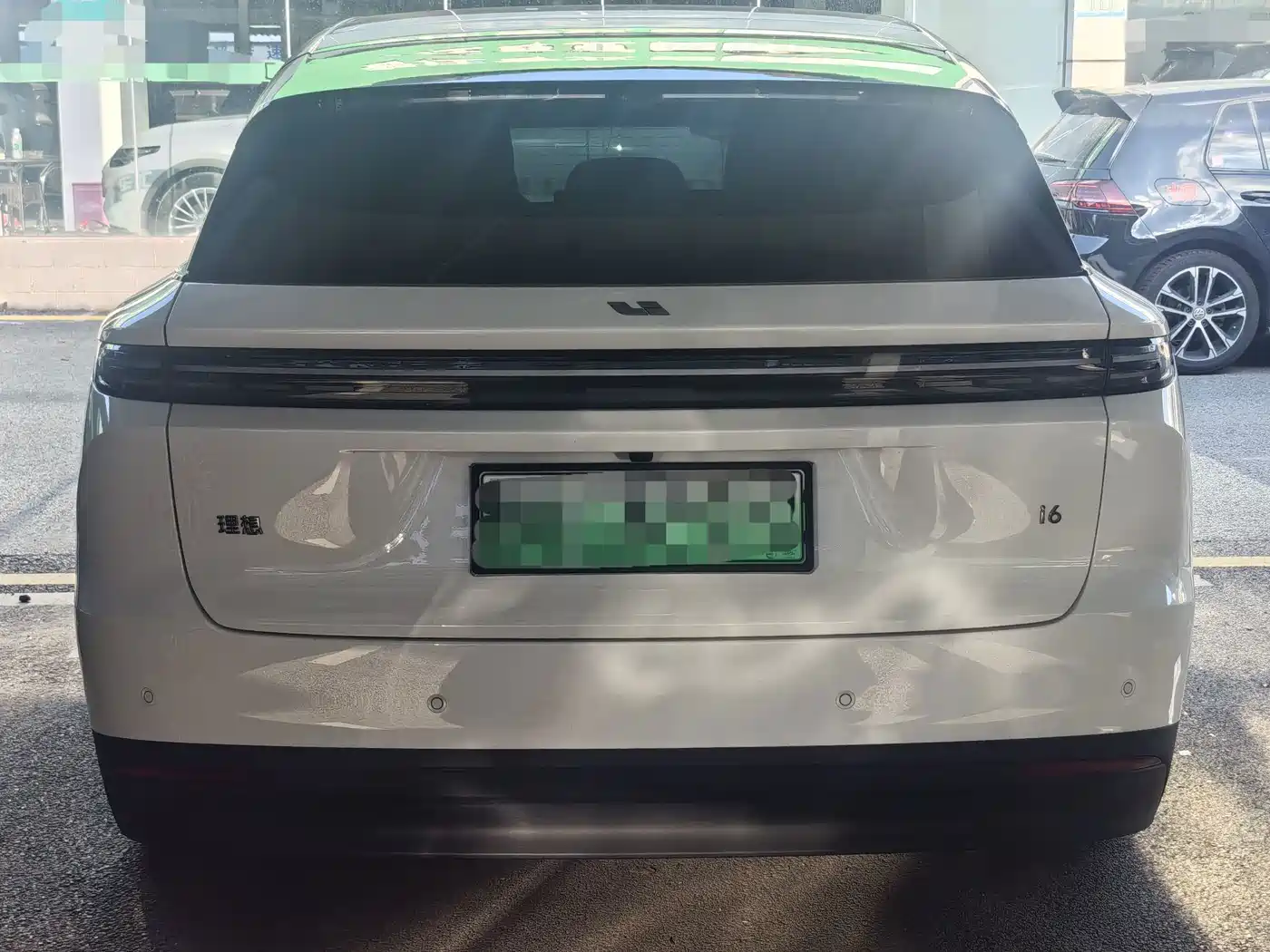 Li Auto i6 2026 2025 2WD Base Model