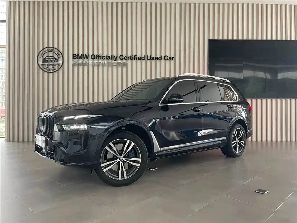 Фото 1 - BMW X7