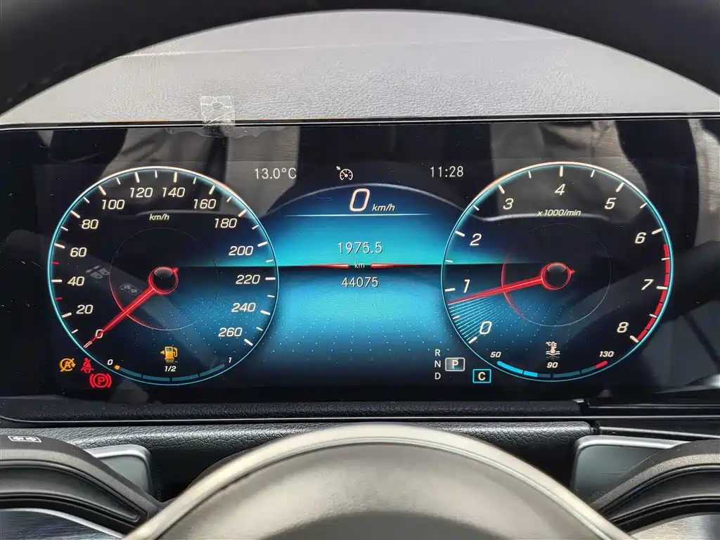 Mercedes-Benz GLB 2022 Facelift GLB 200 Fashion Style фото 13