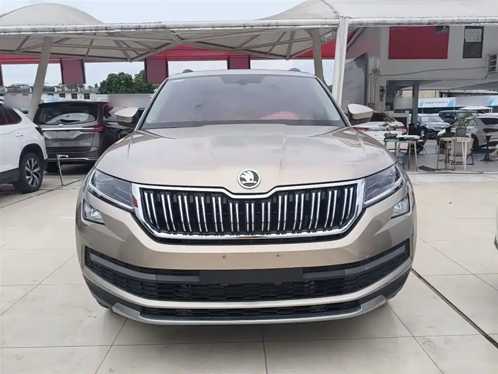 Škoda Kodiaq 2019 Facelift TSI330 7-Seater 2WD Luxury Premium Edition China VI фото 3