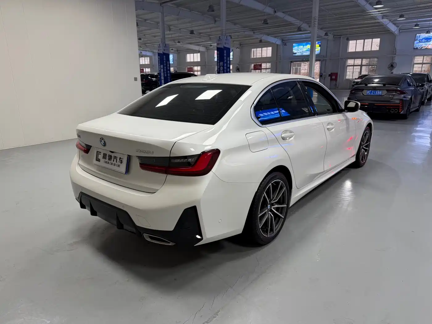 BMW 3-SERIES