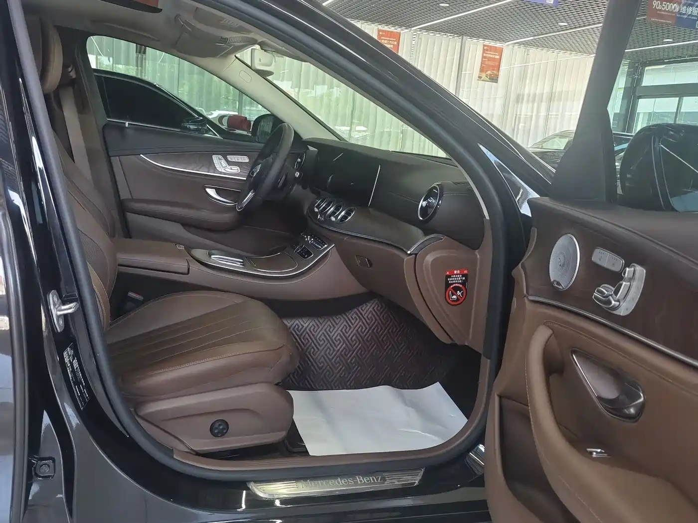Mercedes-Benz E-Class 2020 Facelift E 300 L Exclusive фото 8