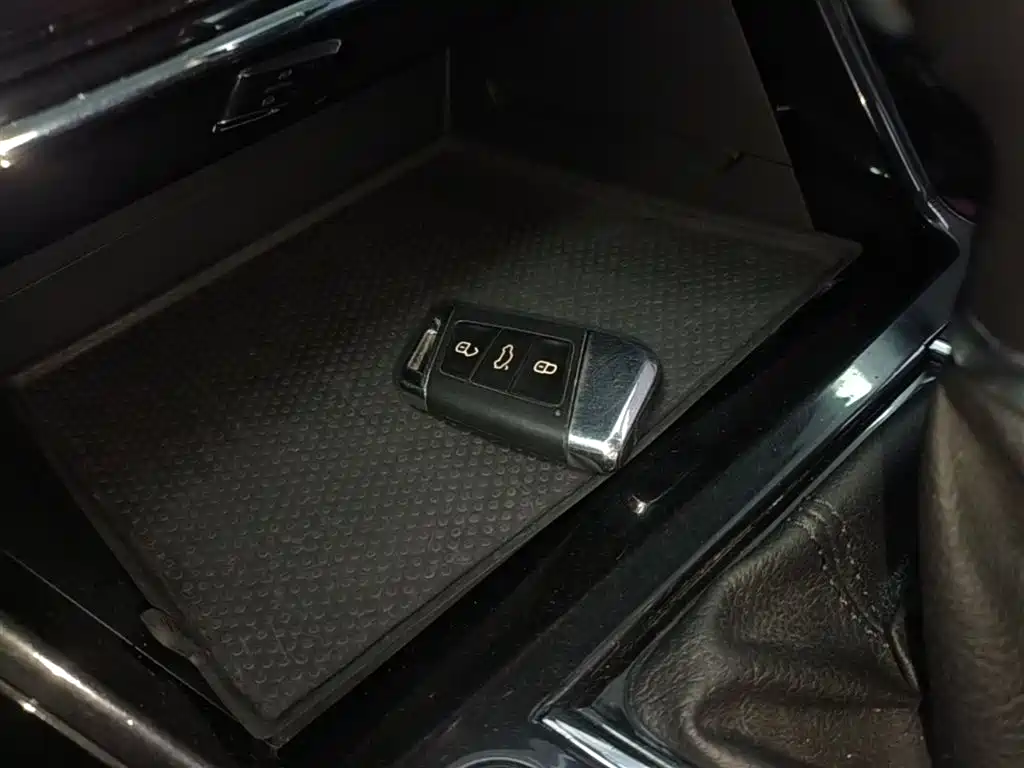 Volkswagen Passat New Energy 2020 430PHEV Hybrid Elite (China VI) фото 9