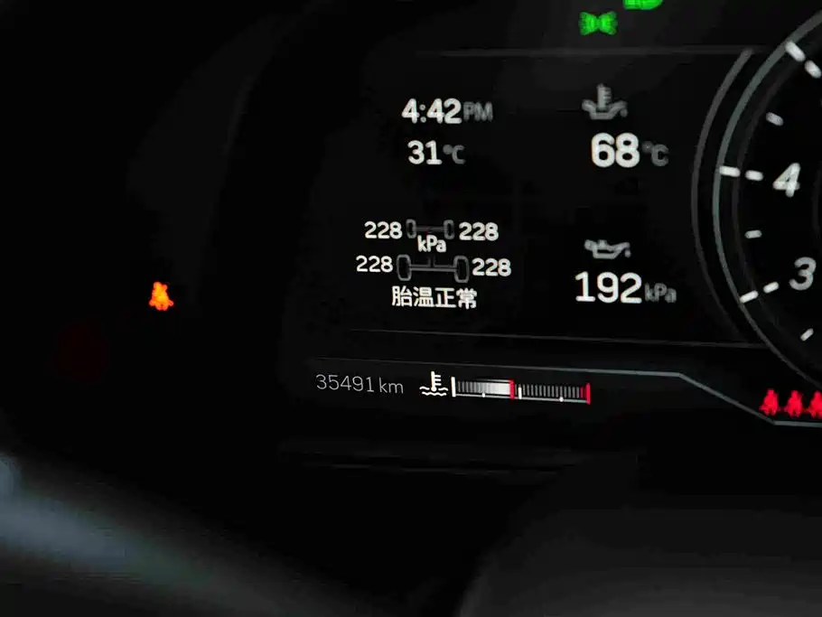Cadillac CT5 2024 2023 28T Luxury Style (Standard Edition)