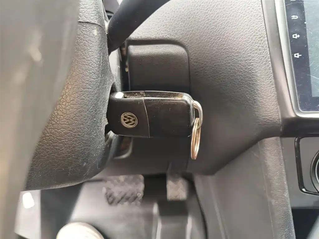 Volkswagen Polo 2018 1.5L Auto Safe Drive фото 9