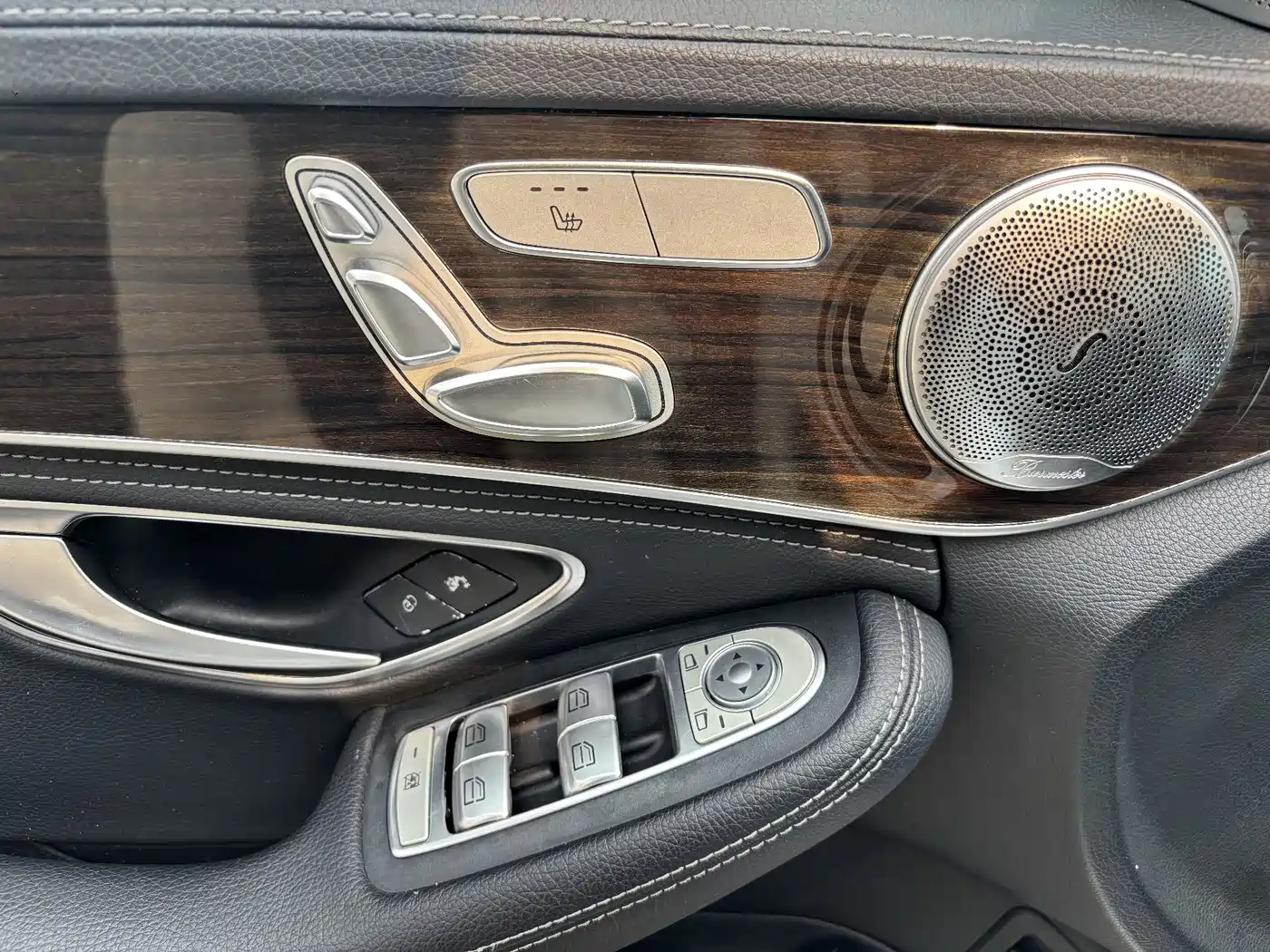 Mercedes-Benz C-Class 2015 Facelift C 200 L фото 15