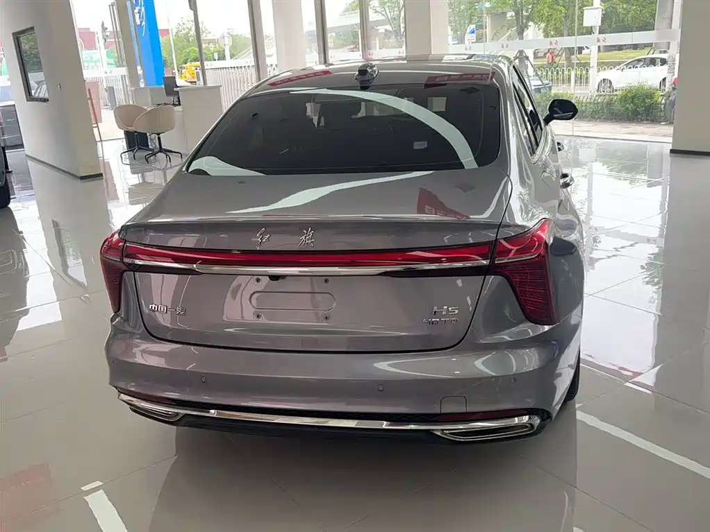 Hongqi H5 2023 2.0T Auto Smart Connect Flag Enjoy фото 7