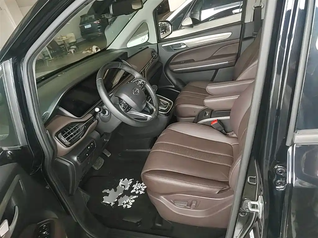 GAC Trumpchi Trumpchi M6 2019 270T Automatic Prestige (6-seater) China V фото 15