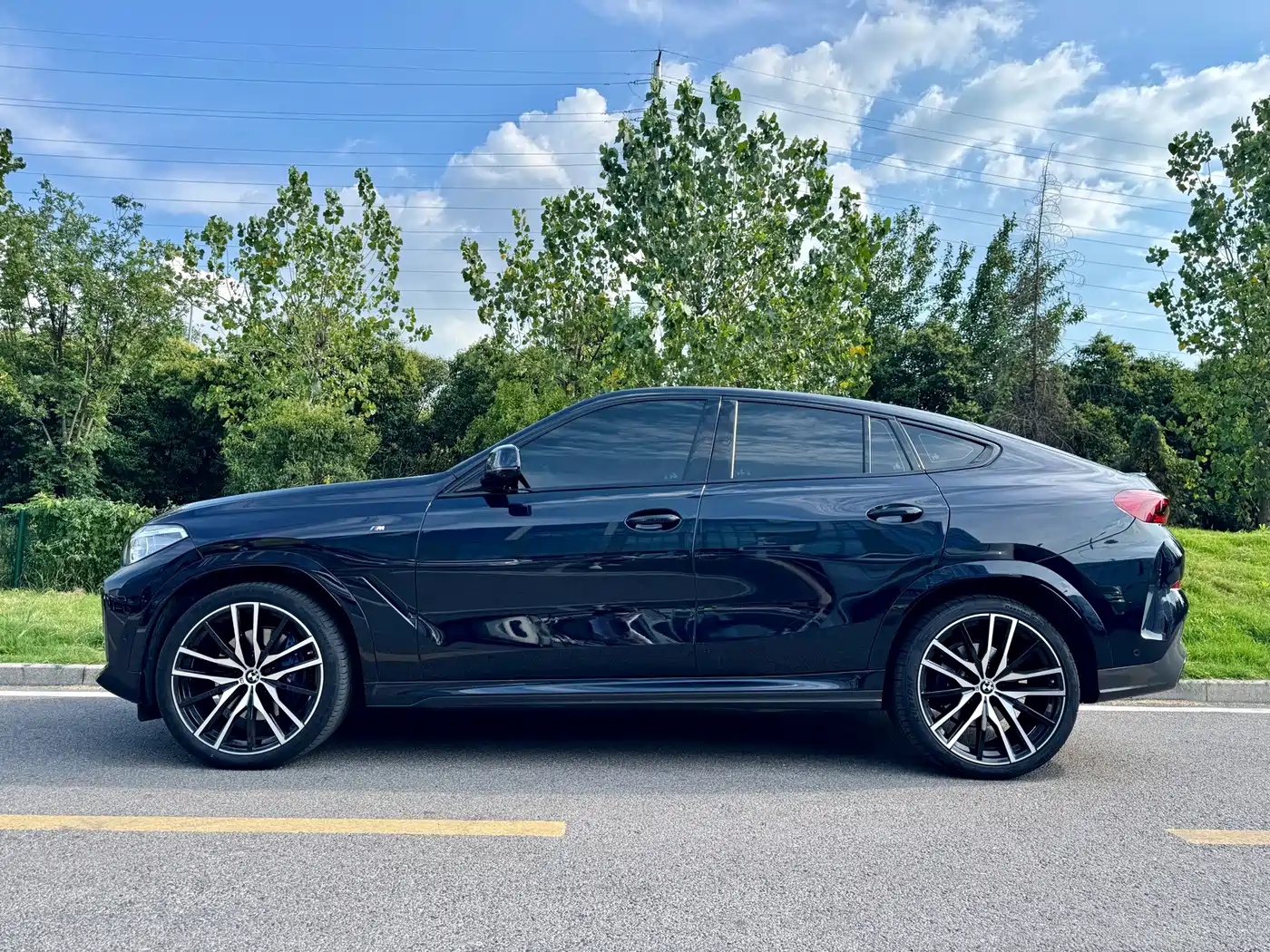 BMW X6 2023 2022 Model Year Facelift II xDrive40i Exclusive M Sport Package