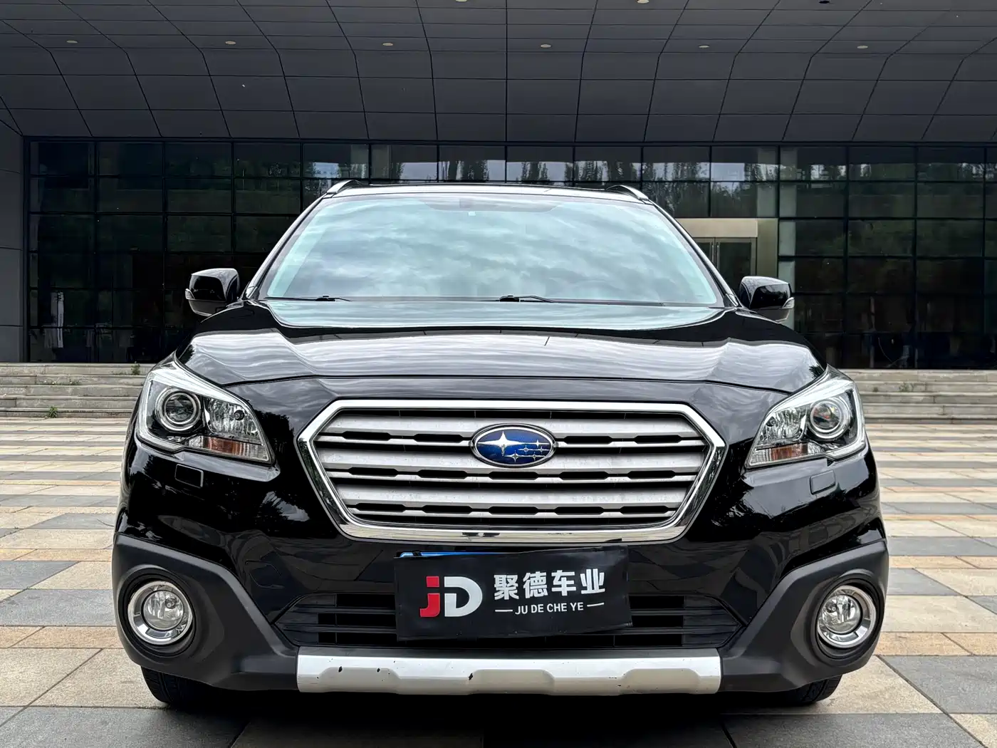 Subaru Outback 2015 2.5i Sport Navigation Edition фото 2