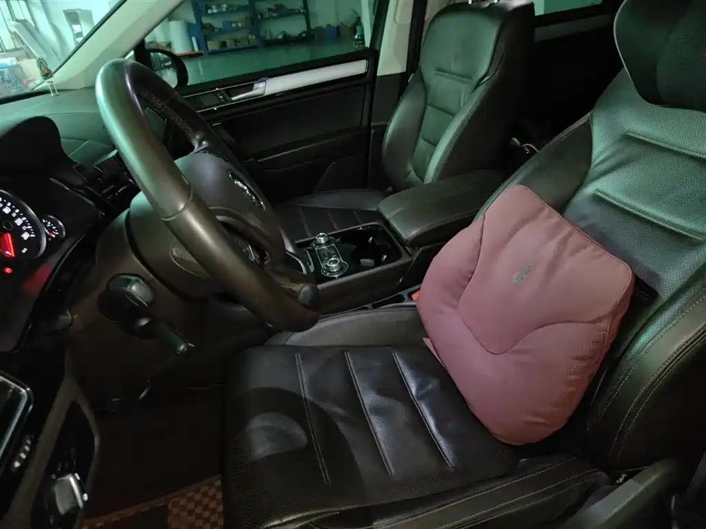 Volkswagen Touareg 2017 3.0TSI Explorer Edition фото 8
