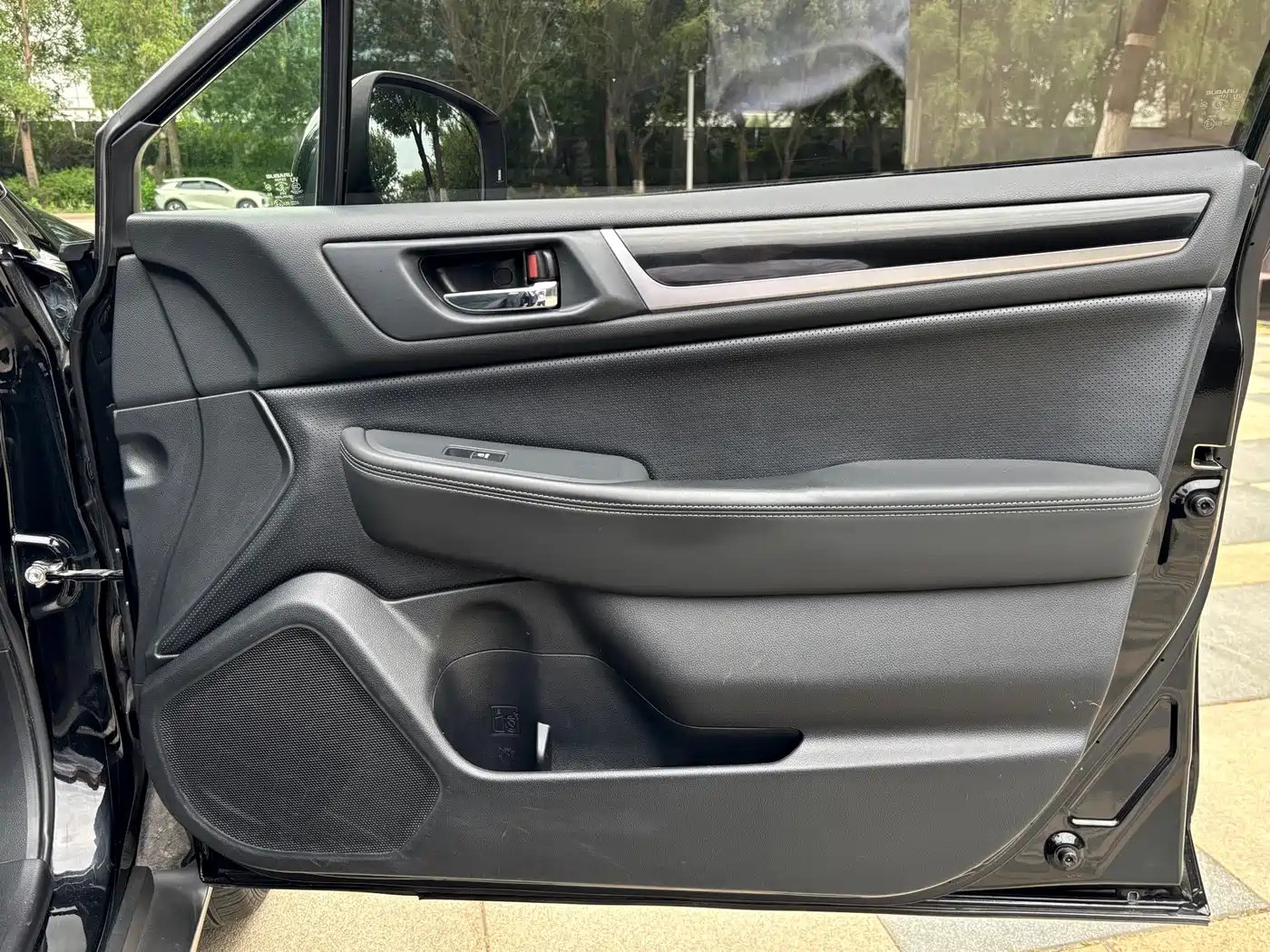 Subaru Outback 2015 2.5i Sport Navigation Edition фото 16