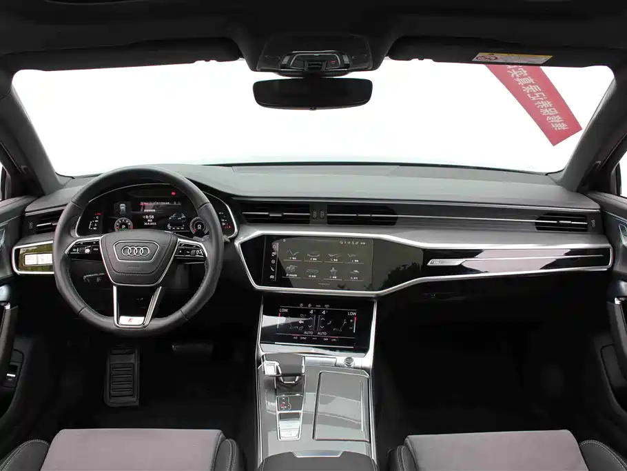 Audi A6L 2021 45 TFSI Exclusive Sport фото 6