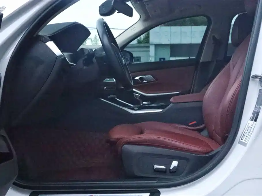 BMW 3 Series 2022 320Li M Sport Package фото 11