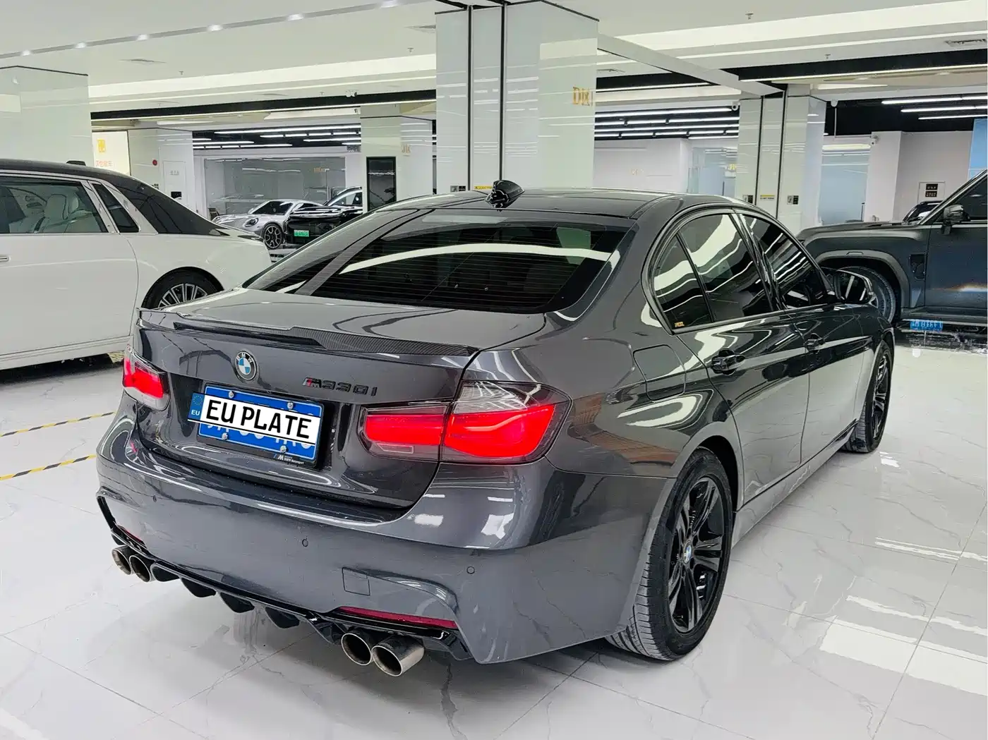 Photo 6 - BMW 3 Series