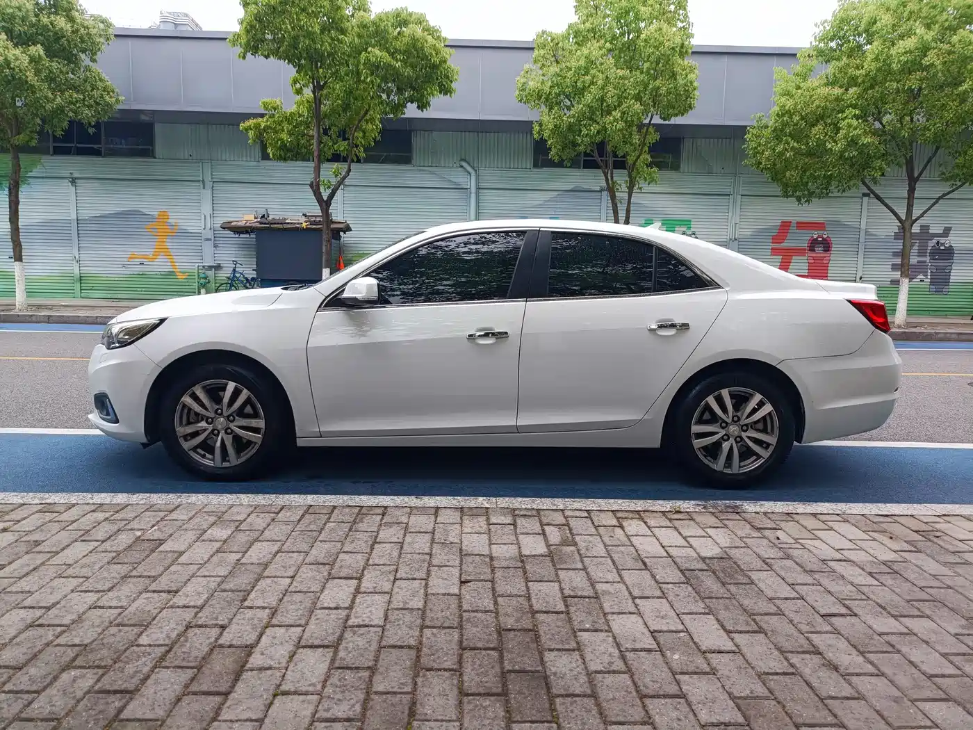 Chevrolet Malibu 2016 1.6T Automatic Luxury Edition фото 3