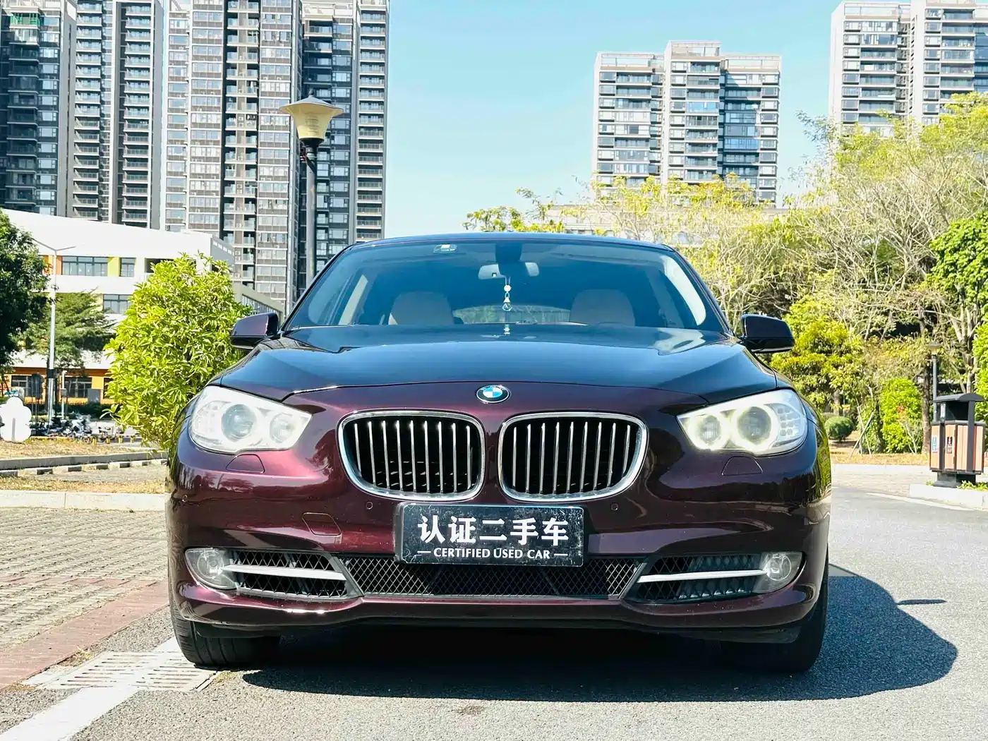 BMW 5 Series GT 2013 535i Leadership фото 3