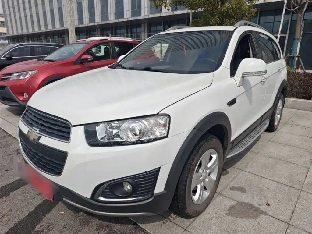 Chevrolet Captiva 2017 2.4L 2WD Luxury Edition 7-Seater