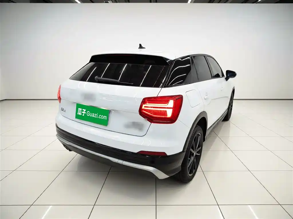 Audi Q2L 2018 35 TFSI Launch Exclusive Edition China V фото 5