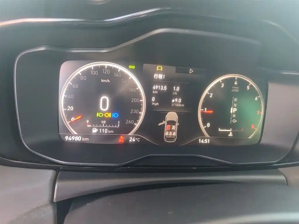 Lynk & Co 02 2018 1.5T DCT 2WD Power Edition China V фото 12