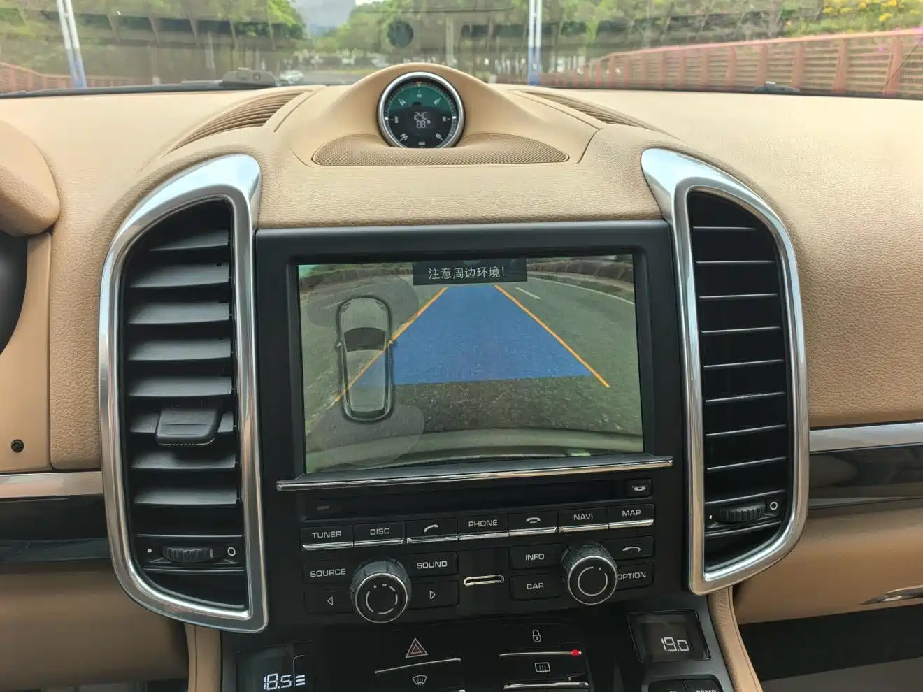 Porsche Cayenne 2011 Cayenne 3.0T фото 7