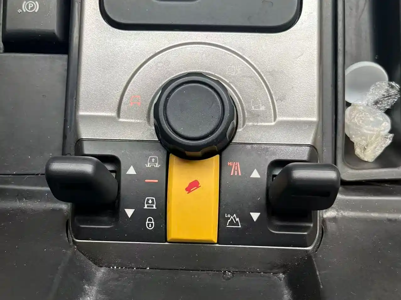 Фото 20 - Land Rover Discovery