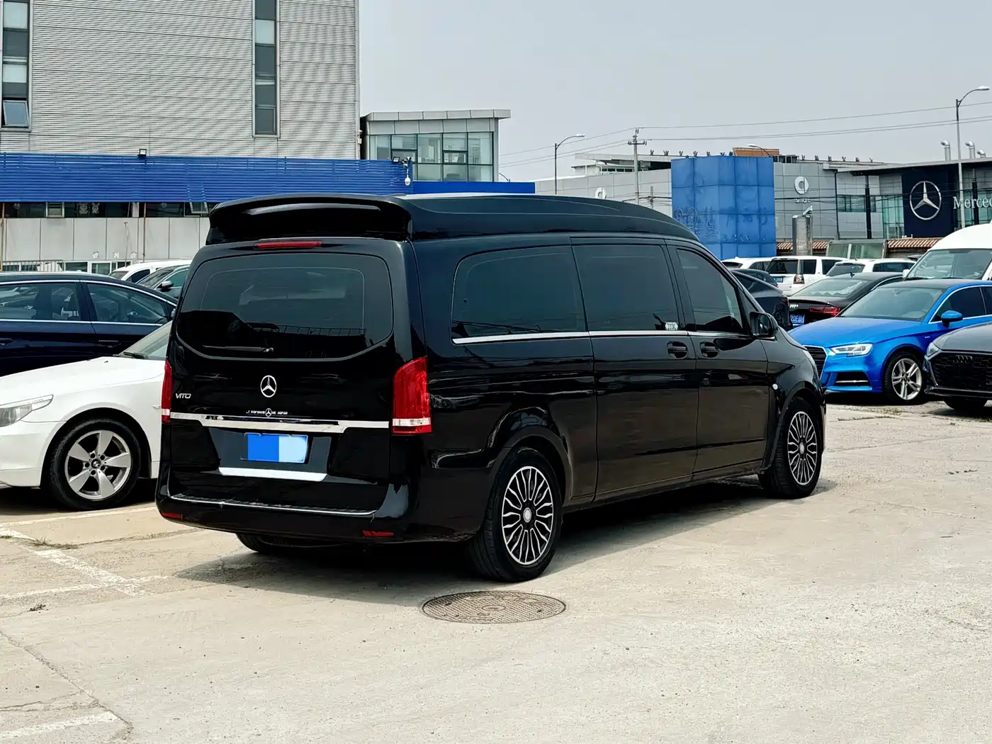 Mercedes-Benz Vito 2018 2.0T Elite Edition 7-Seater China V фото 3