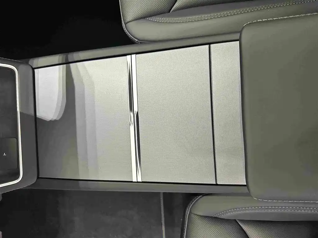 Tesla Model Y 2026 2026 Rear-Wheel Drive