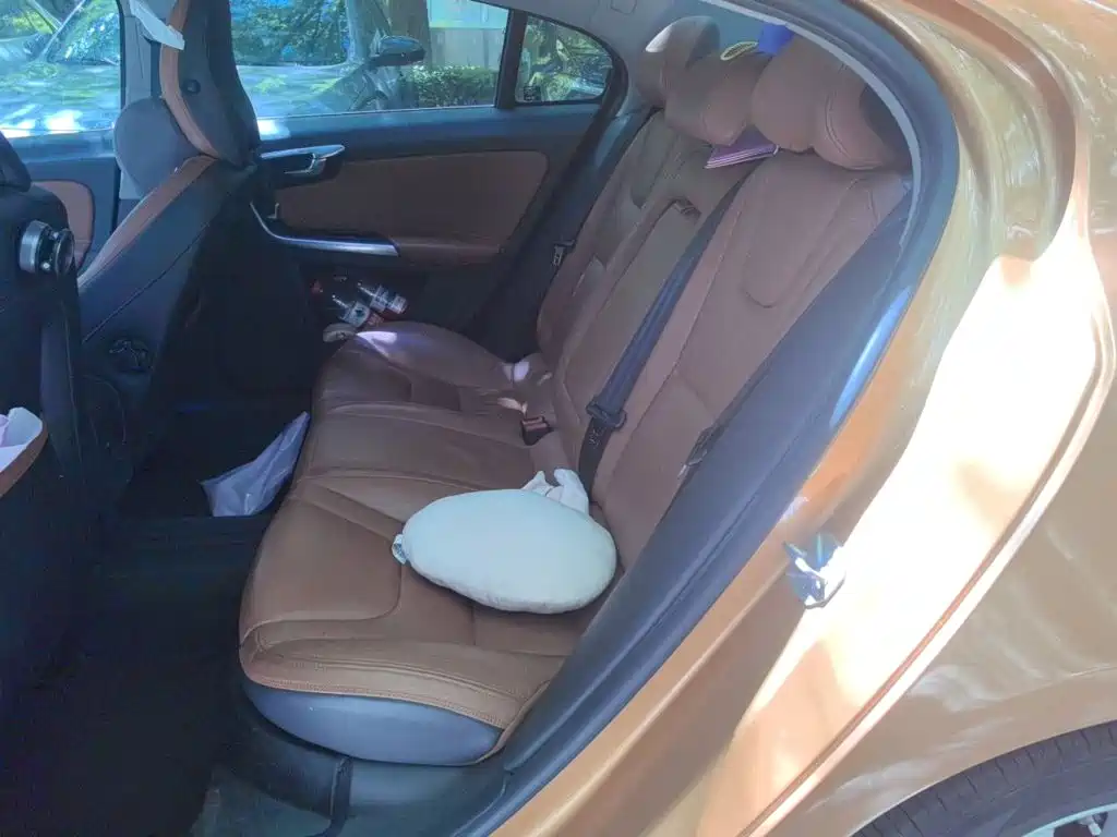 Volvo S60 2014 2014 Volvo S60L 2.0T Zhi Yuan Edition