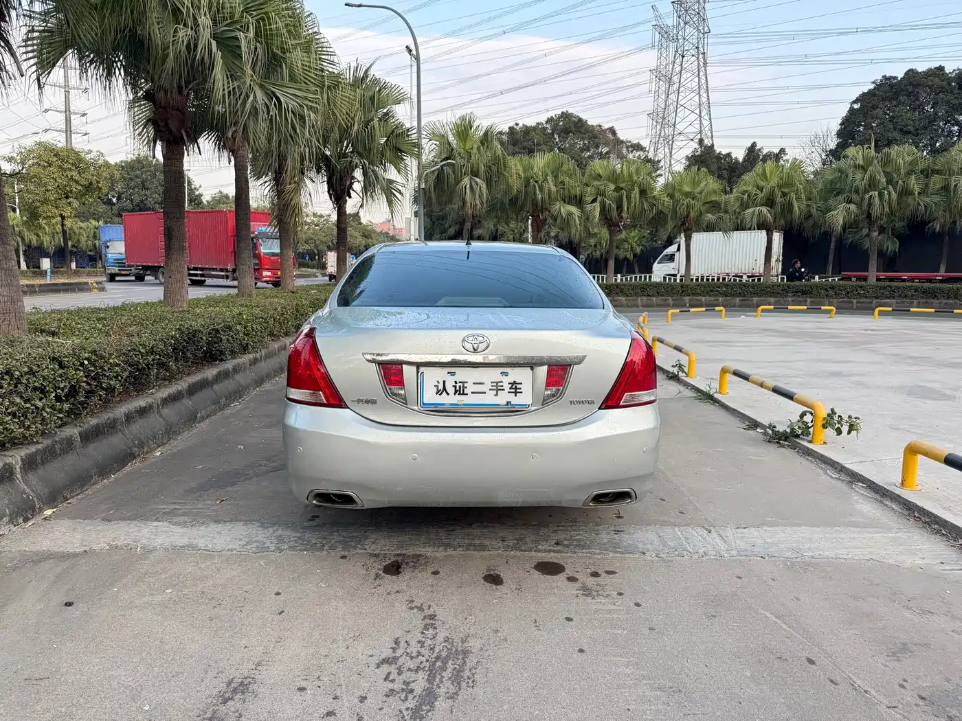 Toyota Crown 2010 3.0L Royal Saloon VIP фото 5