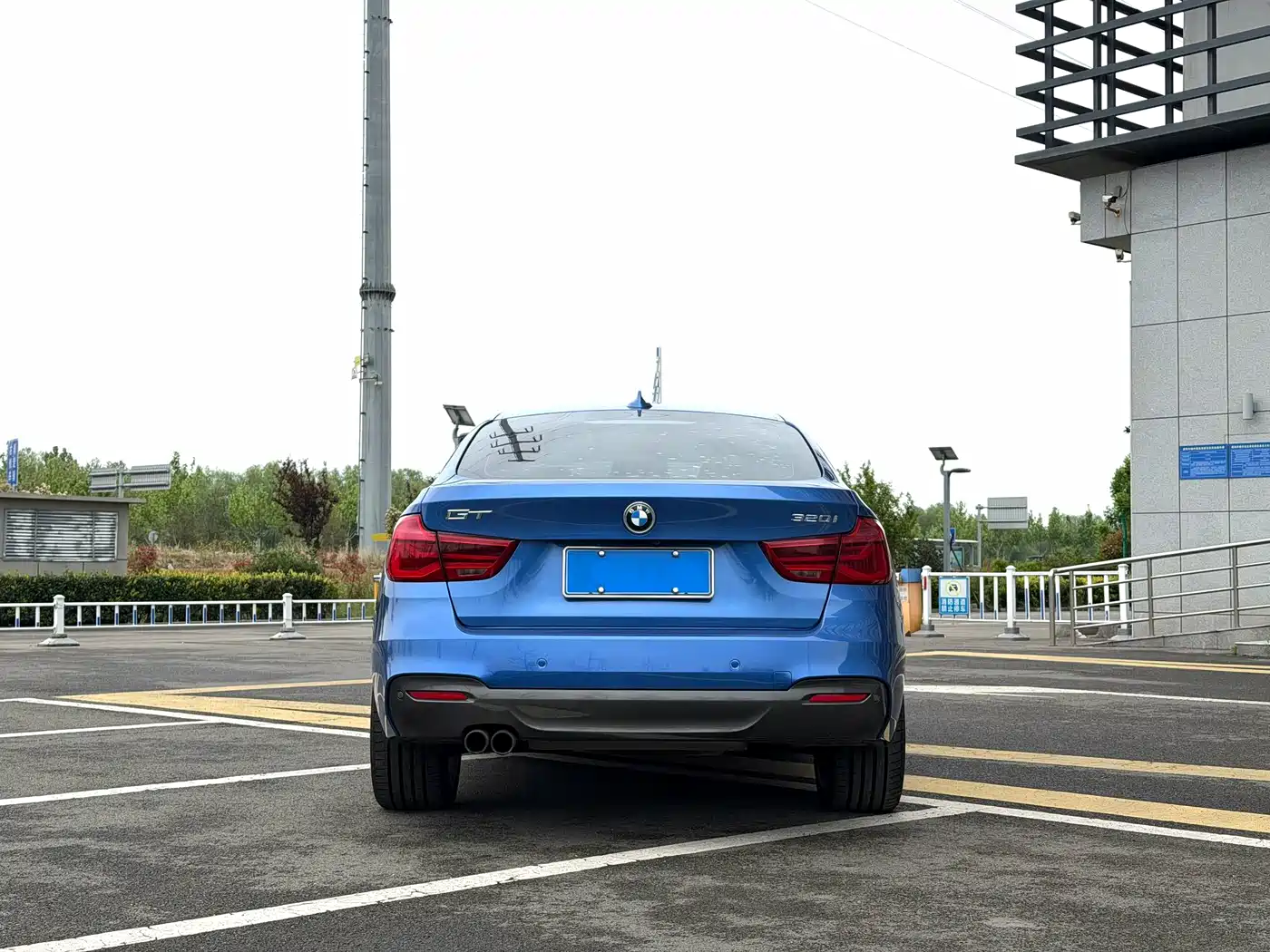 BMW 3 Series GT 2017 320i M Sport фото 8