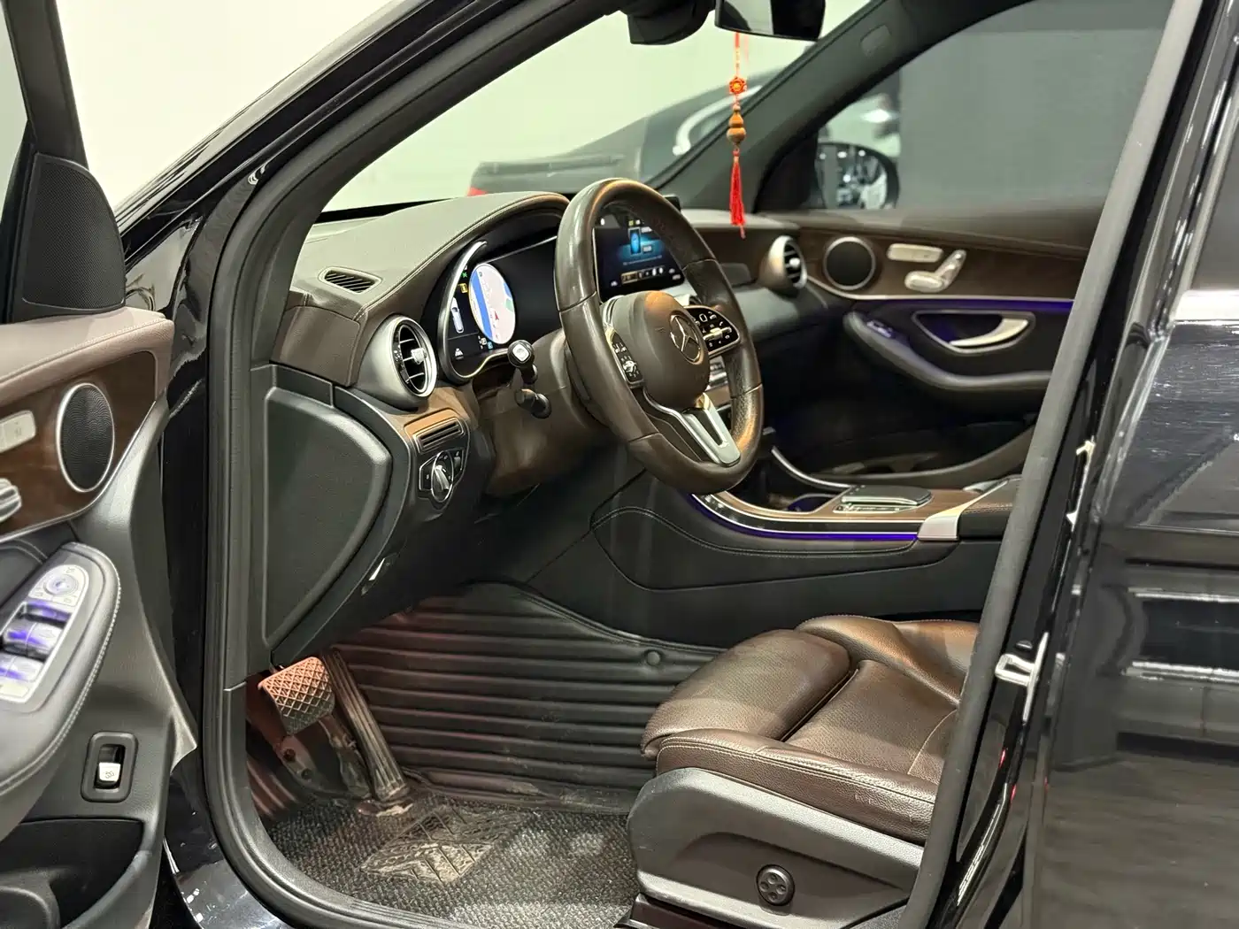 Mercedes-Benz GLC 2020 Facelift GLC 300 L 4MATIC Dynamic фото 5