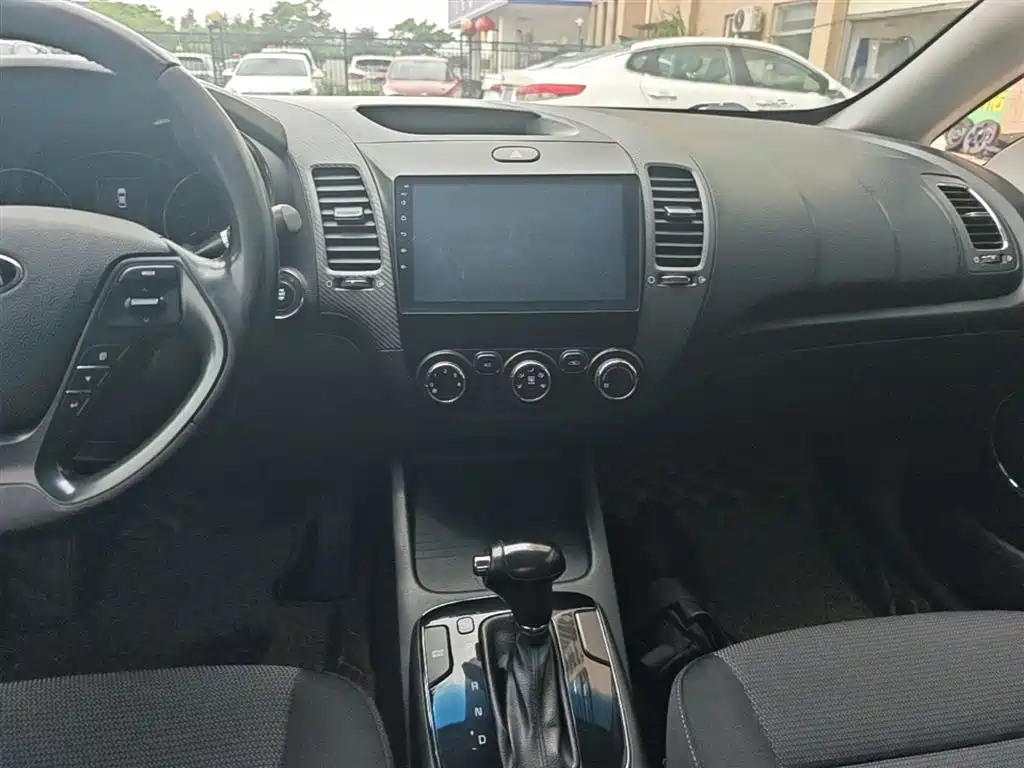 Kia K3 2016 1.6L Automatic GLS фото 13