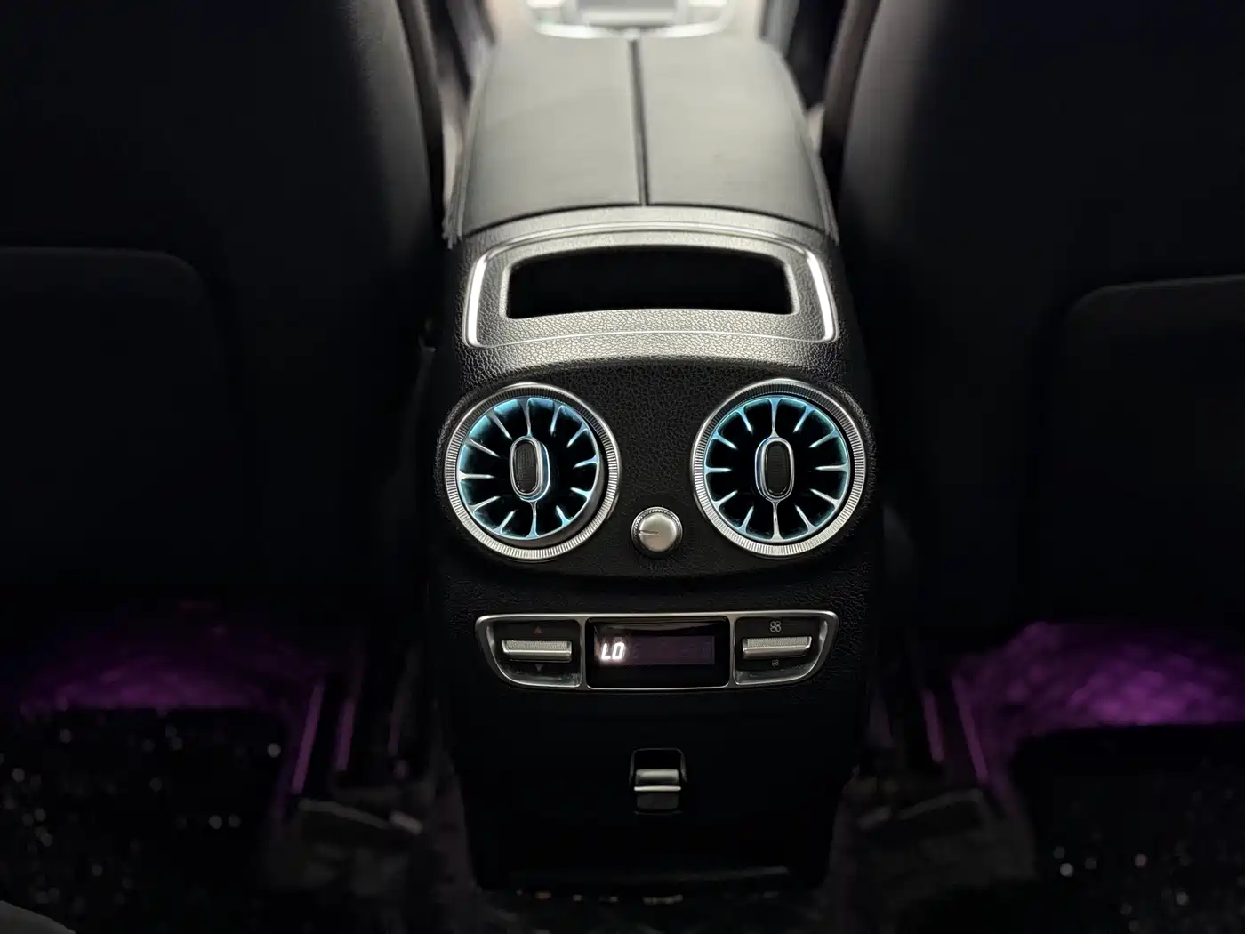 Mercedes-Benz GLC 2021 GLC 260 L 4MATIC Luxury фото 16