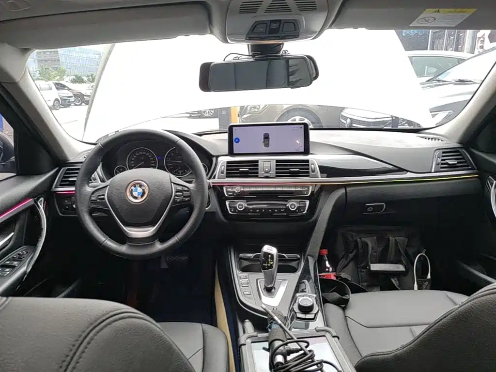 BMW 3 Series 2017 320Li Fashion фото 10