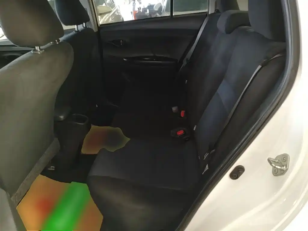 Toyota YARiS L Zhi Xuan 2019 1.5E CVT MeiDong Edition China VI фото 17