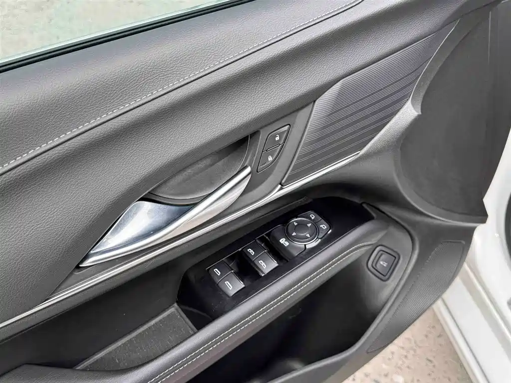 Cadillac CT4 2023 25T Fashion Edition фото 21