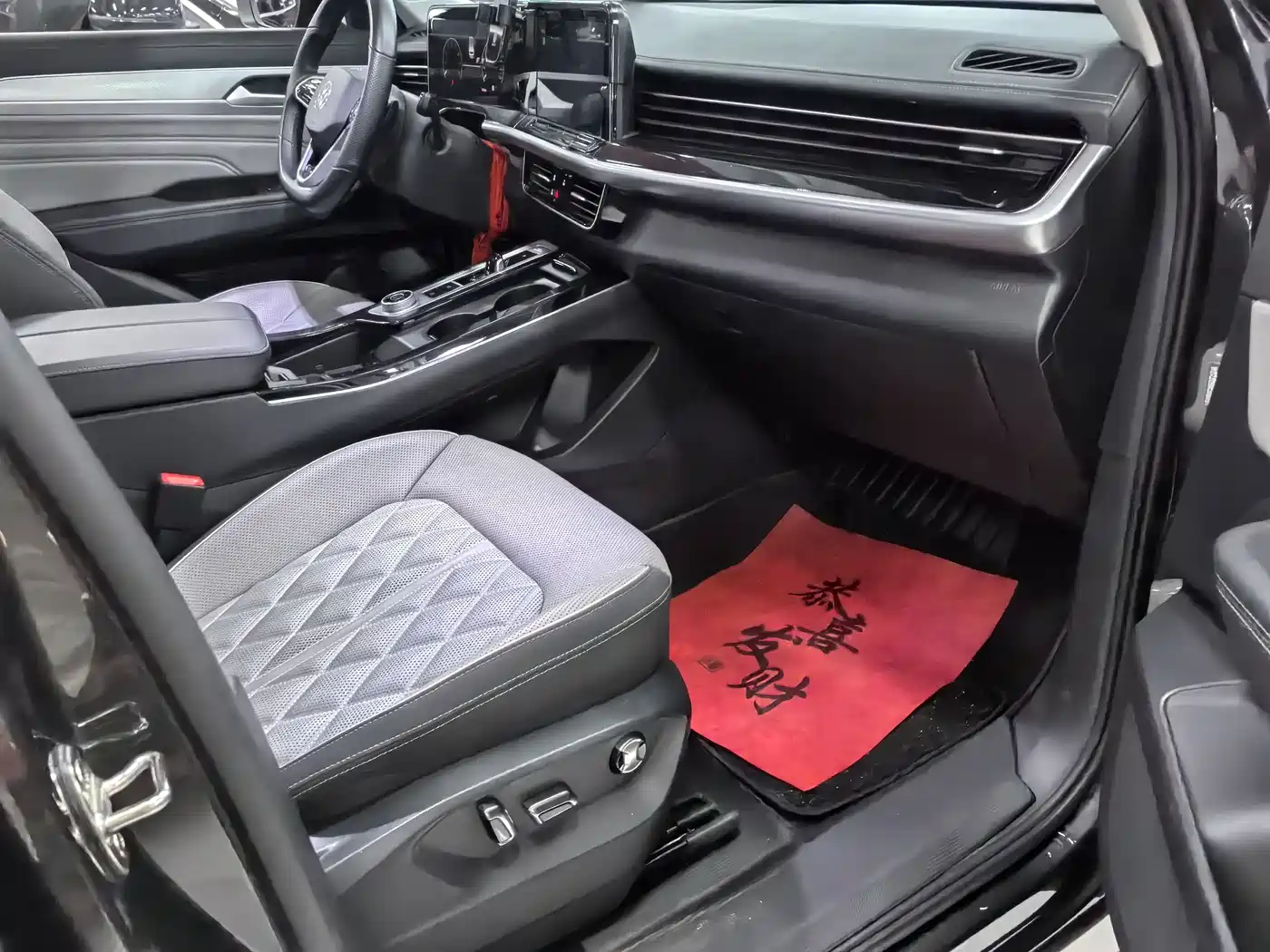 Volkswagen Talagon 2023 380TSI 4WD R-Line Touring Edition фото 12